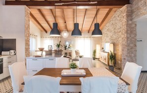 Dining - Beautiful home in Ses Salines (Ses Salines)