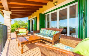 Terrace/patio - Amazing home in SHorta with private swimming pool, can be inside or outside (SHorta)