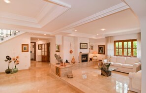 DVD player - Nice home in Inca with private swimming pool, can be inside or outside (Inca)