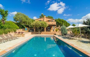 pool - Amazing home in Manacor with private swimming pool, can be inside or outside (Manacor)