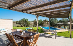 Outdoor dining - Awesome home in Ariany with private swimming pool, can be inside or outside (Ariany)