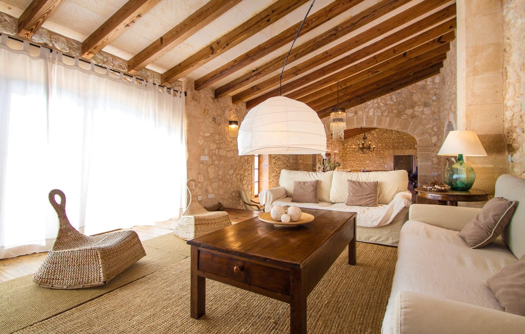 Lecteur de DVD, table de tennis de table