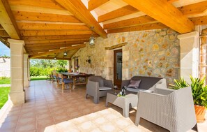 Outdoor dining - Beautiful home in Pollenca with private swimming pool, can be inside or outside (Pollenca)