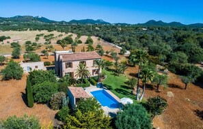 Exterior - Nice home in Portocolom with private swimming pool, can be inside or outside (Portocolom)