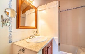 Shower, hair dryer - Luxurious home in Son Servera (Son Servera)