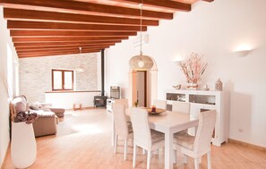 TV, DVD player - Amazing home in Arta with private swimming pool, can be inside or outside (Arta)