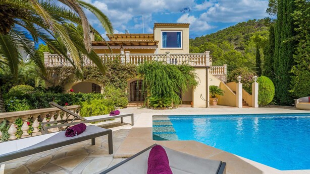 Pool - Nice home in Costa dels Pins (Costa dels Pins)