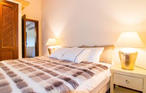 2 Schlafzimmer, Bügeleisen/Bügelbrett, Reisekinderbett, kostenloses WLAN