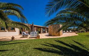 Terrace/patio - Beach front home in Sa Rapita (Sa Rapita)
