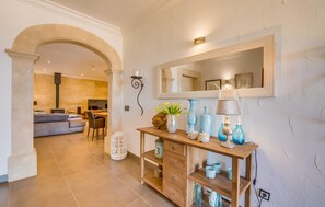 TV - Beach front home in Sa Rapita (Sa Rapita)