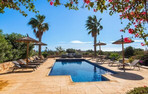 Pool - Amazing home in Cales de Mallorca (Cales de Mallorca)