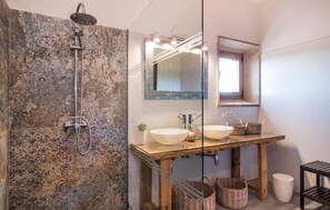 Shower, hair dryer - Lovely home in Ses Salines with private swimming pool, can be inside or outside (Ses Salines)