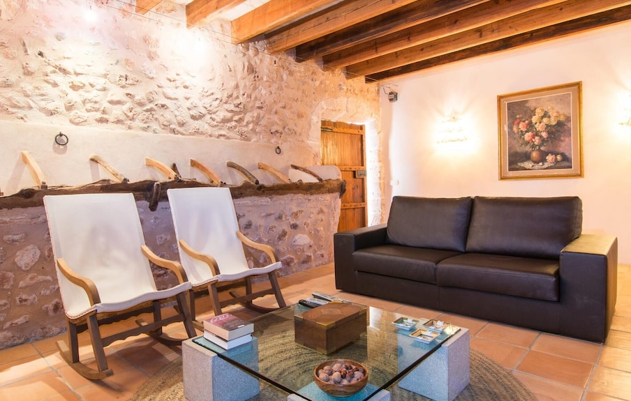 Accogliente Casa A Ses Covetes Con Piscina Privata, Può Essere Interna O. - Colonia Sant Jordi