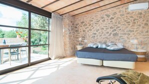 3 camere, una cassaforte in camera, ferro/asse da stiro
