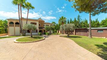 Jardines del alojamiento