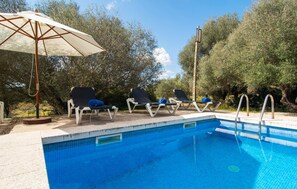 Pool - Cozy home in Sant Llorenc with private swimming pool, can be inside or outside (Sant Llorenc)