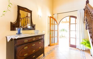 Interior - Nice home in Son Servera with private swimming pool, can be inside or outside (Son Servera)