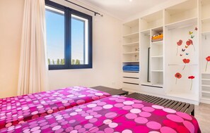 2 bedrooms, in-room safe, iron/ironing board, travel cot - Amazing home in Muro with private swimming pool, can be inside or outside (Muro)