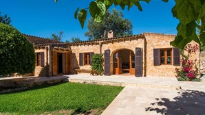 Exterior - Beautiful home in Manacor with private swimming pool, can be inside or outside (Manacor)