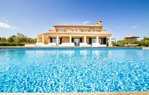 Pool - Amazing home in Palma with private swimming pool, can be inside or outside (Palma)