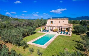 Pool - Gorgeous home in Son Servera (Son Servera)