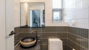 Phòng cơ bản, 2 phòng ngủ (Kid Room B (Kids' room, Spa, BBQ)) | 2 phòng ngủ, truy cập Internet không dây miễn phí 