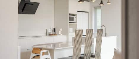 ห้องเบสิก, 2 ห้องนอน (Kid Room B (Kids' room, Spa, BBQ)) | 2 ห้องนอน, Wi-Fi ฟรี