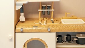 Phòng cơ bản, 2 phòng ngủ (Kid Room B (Kids' room, Spa, BBQ)) | 2 phòng ngủ, truy cập Internet không dây miễn phí 