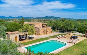 Pool - Cozy home in Santanyi with private swimming pool, can be inside or outside (Santanyi)