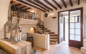 Interior - Amazing home in Capdepera with private swimming pool, can be inside or outside (Capdepera)