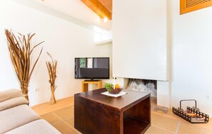 TV - Luxurious home in Son Servera (Son Servera)