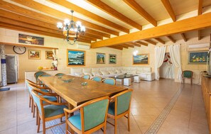Dining - Pet friendly home in Llucmajor (Llucmajor)