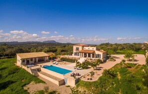 Exterior - Nice home in Porreres with private swimming pool, can be inside or outside (Porreres)