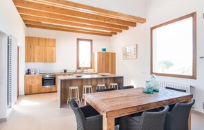 Dining - Beautiful home in Campos with private swimming pool, can be inside or outside (Campos)