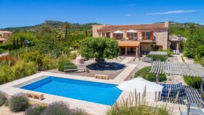 Pool - Luxurious home in Portocolom (Portocolom)