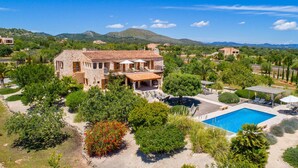 Exterior - Luxurious home in Portocolom (Portocolom)