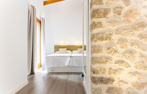 1 bedroom, in-room safe, iron/ironing board, travel cot - Stunning home in Capdepera with private swimming pool, can be inside or outside (Capdepera)