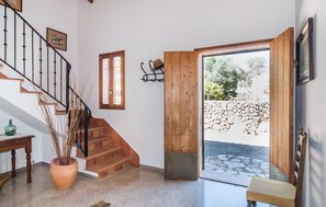 Interior - Gorgeous home in Sant Llorenc (Sant Llorenc)