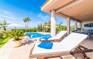 Pool - Cozy home in Llucmajor with private swimming pool, can be inside or outside (Llucmajor)