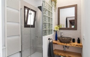 Shower, hair dryer - Beautiful home in Canyamel with private swimming pool, can be inside or outside (Canyamel)
