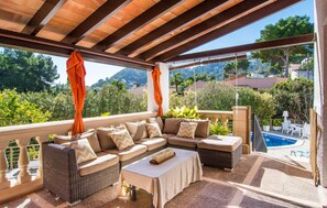 Terrace/patio - Beautiful home in Canyamel with private swimming pool, can be inside or outside (Canyamel)
