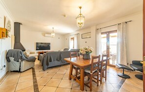TV, DVD player - Cozy home in Portocolom with private swimming pool, can be inside or outside (Portocolom)