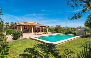Pool - Cozy home in Pollenca with private swimming pool, can be inside or outside (Pollenca)