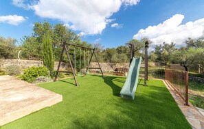 Children’s area - Luxurious home in Arta with private swimming pool, can be inside or outside (Arta)