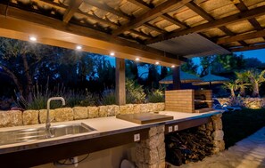 Terrace/patio - Gorgeous home in Alcudia with private swimming pool, can be inside or outside (Alcudia)