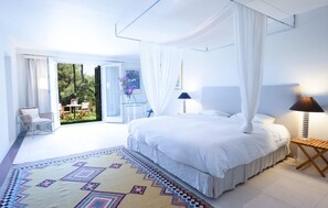 5 Schlafzimmer, Bügeleisen/Bügelbrett, Reisekinderbett, kostenloses WLAN