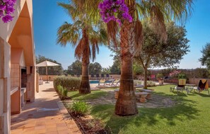 Outdoor dining - Stunning home in Cala dOr with private swimming pool, can be inside or outside (Cala dOr)