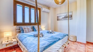 5 camere, ferro/asse da stiro, culla da viaggio, Wi-Fi gratuito