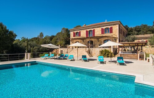 Amazing home in Porreres