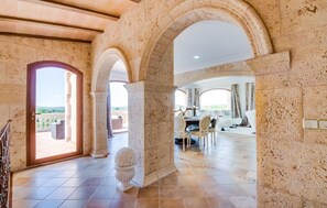 Interior - Awesome home in Santa Margalida with sauna (Santa Margalida)
